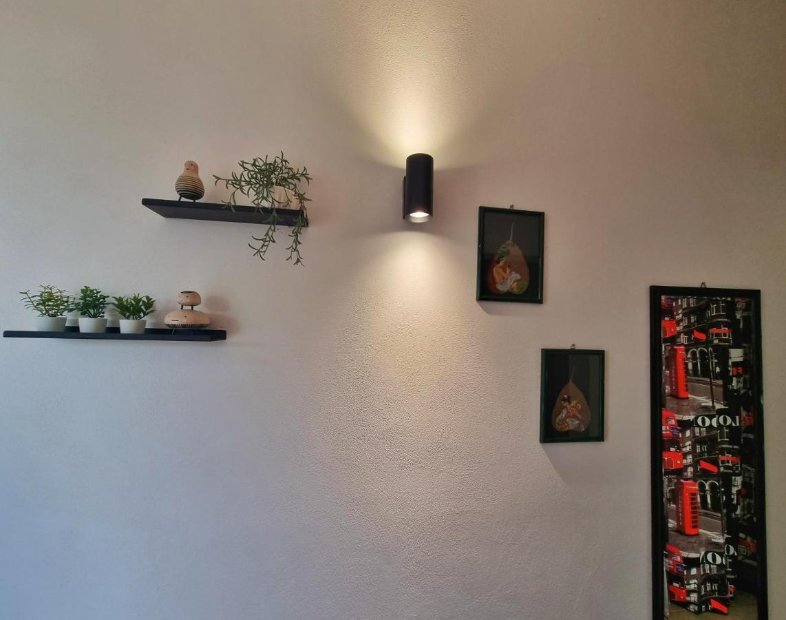 Al Vecchio Carrubo - Lovely 2-Rooms House & Patio Марсала Екстериор снимка